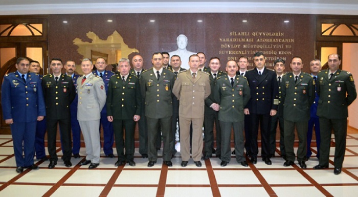 NATO`s Mobile Training Team conducts seminar in Baku 